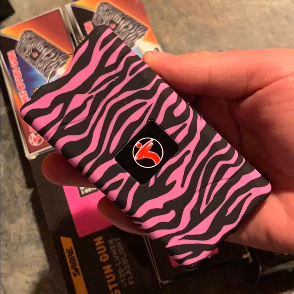 ❌❌SOLD ❌❌Tasers NEW ✨